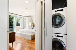 728 Boylston Ave E, Seattle, WA 98102 - Photo 25