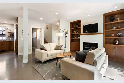 728 Boylston Avenue E #B, Seattle, WA 98102 - Photo 17