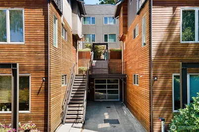 728 Boylston Avenue E #B, Seattle, WA 98102 - Photo 5
