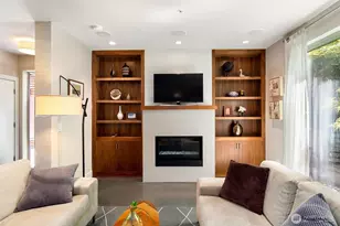 728 Boylston Ave E, Seattle, WA 98102 - Photo 13