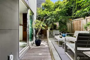 728 Boylston Ave E, Seattle, WA 98102 - Photo 15