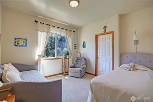 28 Zurich Ct, Camano Island, WA 98282 - Photo 29