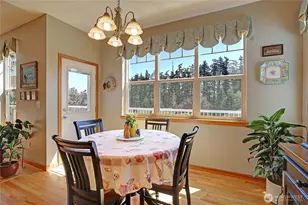28 Zurich Ct, Camano Island, WA 98282 - Photo 13