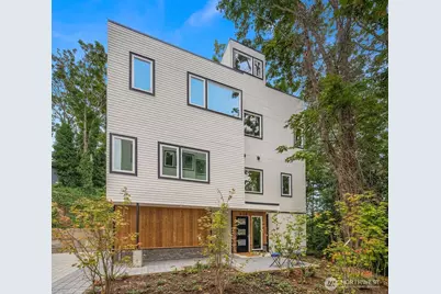 532 W Barrett Street, Seattle, WA 98119 - Photo 3