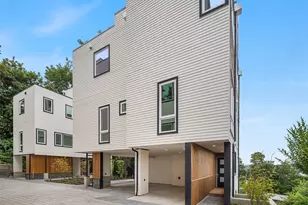 532 W Barrett St, Seattle, WA 98119 - Photo 27