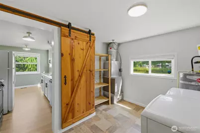 11418 Jovita Boulevard E, Edgewood, WA 98372 - Photo 3