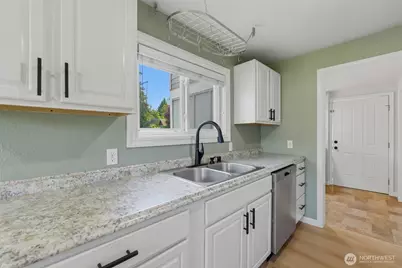 11418 Jovita Boulevard E, Edgewood, WA 98372 - Photo 7