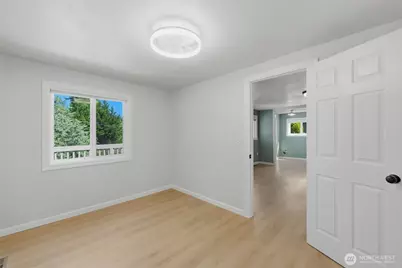 11418 Jovita Boulevard E, Edgewood, WA 98372 - Photo 17