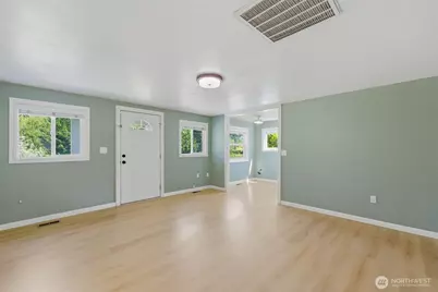 11418 Jovita Boulevard E, Edgewood, WA 98372 - Photo 13
