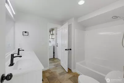 11418 Jovita Boulevard E, Edgewood, WA 98372 - Photo 23