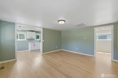 11418 Jovita Boulevard E, Edgewood, WA 98372 - Photo 15