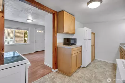 6201 44th Avenue E, Tacoma, WA 98443 - Photo 19