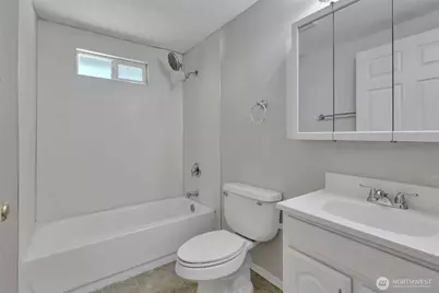 6201 44th Avenue E, Tacoma, WA 98443 - Photo 35