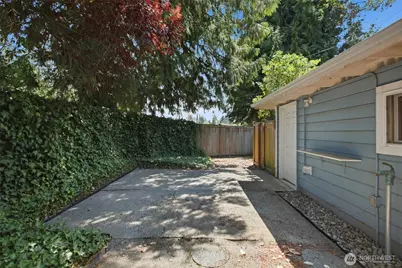 6201 44th Avenue E, Tacoma, WA 98443 - Photo 7