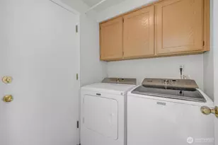 2016 Mill Pointe Dr SE, Mill Creek, WA 98012 - Photo 17