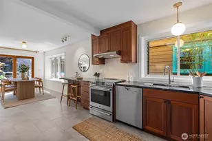 2025 Fairview Ave E, Seattle, WA 98102 - Photo 19