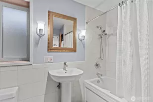 2025 Fairview Ave E, Seattle, WA 98102 - Photo 21