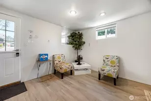 9201 36th Ave S, Seattle, WA 98118 - Photo 27