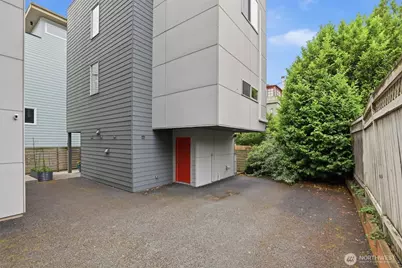 3655 Francis Avenue N, Seattle, WA 98103 - Photo 25