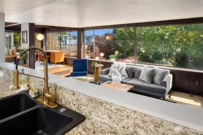 1627 California Avenue SW #2, Seattle, WA 98116 - Photo 13