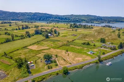 411 W Birnie Slough Road, Cathlamet, WA 98612 - Photo 13