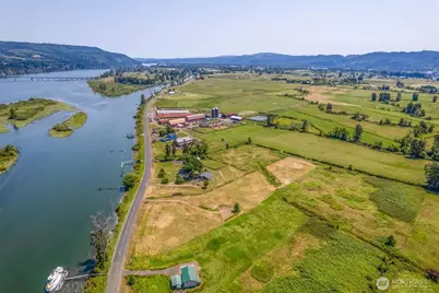 411 W Birnie Slough Road, Cathlamet, WA 98612 - Photo 5