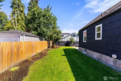 125 S 64th Street, Tacoma, WA 98408 - Photo 33
