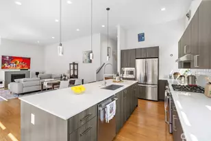 4042 Martin Luther King Jr Way S, Seattle, WA 98108 - Photo 15