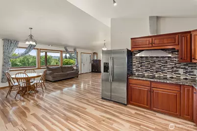 22 Pollari Road, Raymond, WA 98577 - Photo 13
