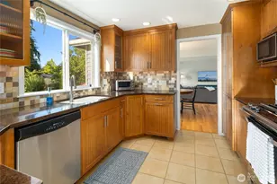 1931 237th St SE, Bothell, WA 98021 - Photo 9