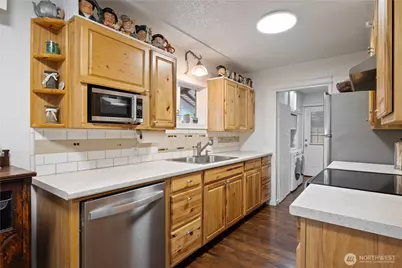 1209 S 11th Avenue, Kelso, WA 98626 - Photo 9