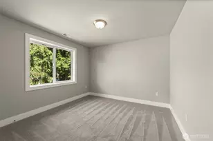 15204 Greenwood Ave N, Shoreline, WA 98133 - Photo 25