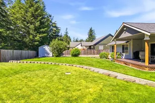 408 Raintree Loop Ct SE, Rainier, WA 98576 - Photo 9