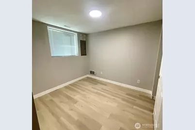 13829 51 Avenue S, Tukwila, WA 98168 - Photo 17
