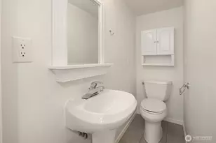6425 Hampton Rd S, Seattle, WA 98118 - Photo 25