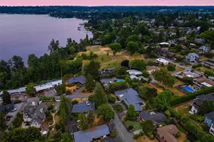 6425 Hampton Rd S, Seattle, WA 98118 - Photo 35