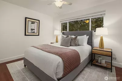 6425 Hampton Road S, Seattle, WA 98118 - Photo 21