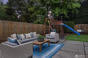 6425 Hampton Rd S, Seattle, WA 98118 - Photo 29