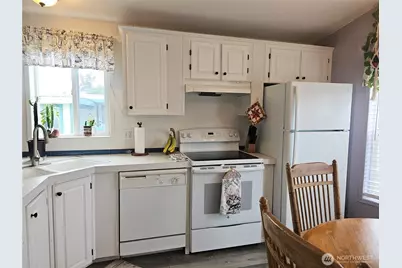 2423 Leisure Lane, Centralia, WA 98531 - Photo 11
