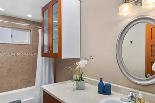 8618 NE 143rd St, Kirkland, WA 98034 - Photo 29