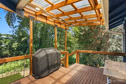 8618 NE 143rd Street, Kirkland, WA 98034 - Photo 31