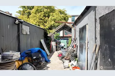 221 NW 101st Street, Seattle, WA 98177 - Photo 9