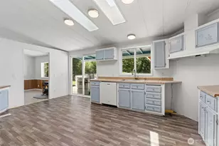12805 276th St E, Graham, WA 98338 - Photo 13