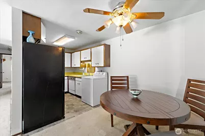3209 Hoyt Avenue #302, Everett, WA 98201 - Photo 7