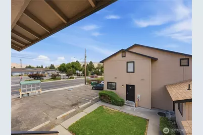 1321 Maple Street #A, Wenatchee, WA 98801 - Photo 7