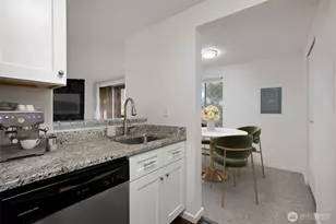 4705 176th St SW, Lynnwood, WA 98037 - Photo 9