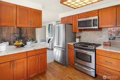 4230 205 Place NE, Sammamish, WA 98074 - Photo 11
