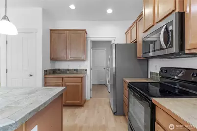17210 139th Avenue E, Puyallup, WA 98374 - Photo 9