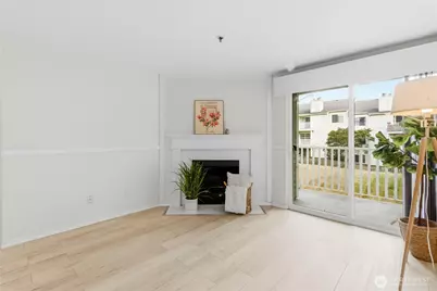 25005 98th Place S #C203, Kent, WA 98030 - Photo 3