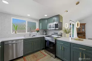 1255 S Grant Ave, Tacoma, WA 98405 - Photo 13
